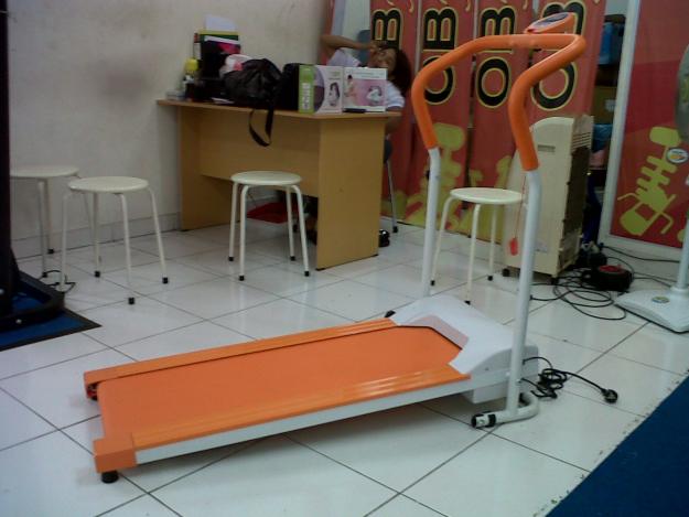 1328638264_311434258_1-Gambar--jual-alat-fitness-treadmill-elektrik-harga-murah-jakarta-24jt-call-085727257588.jpg