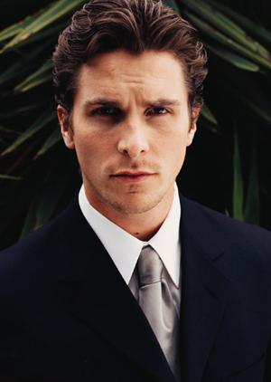 http://1.bp.blogspot.com/-Ltn-BtKK-tM/Tg9g6yKQytI/AAAAAAAAAuI/X0_dpTyKA3w/s1600/Christian+Bale.jpg