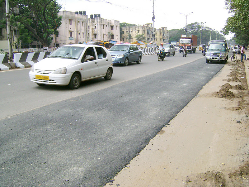 Anna Nagar Daily Uneven road surface gets smooth!