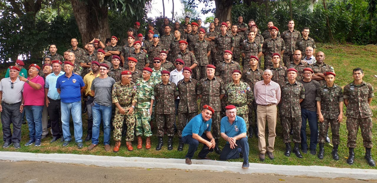 17° ENCONTRO DOS VETERANOS PARAQUEDISTAS DE TODAS AS ÉPOCAS, NO 14° BIMTZ EM 4 DE OUTUBRO DE 2019.