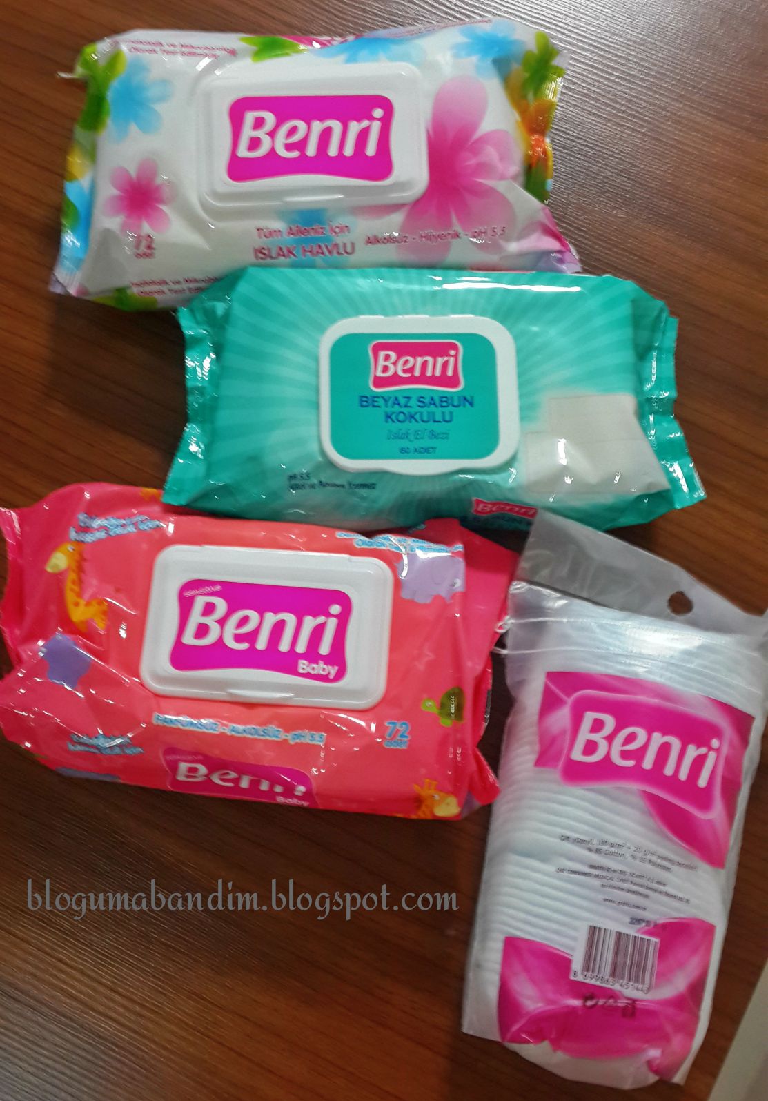 oylesine biri blogger