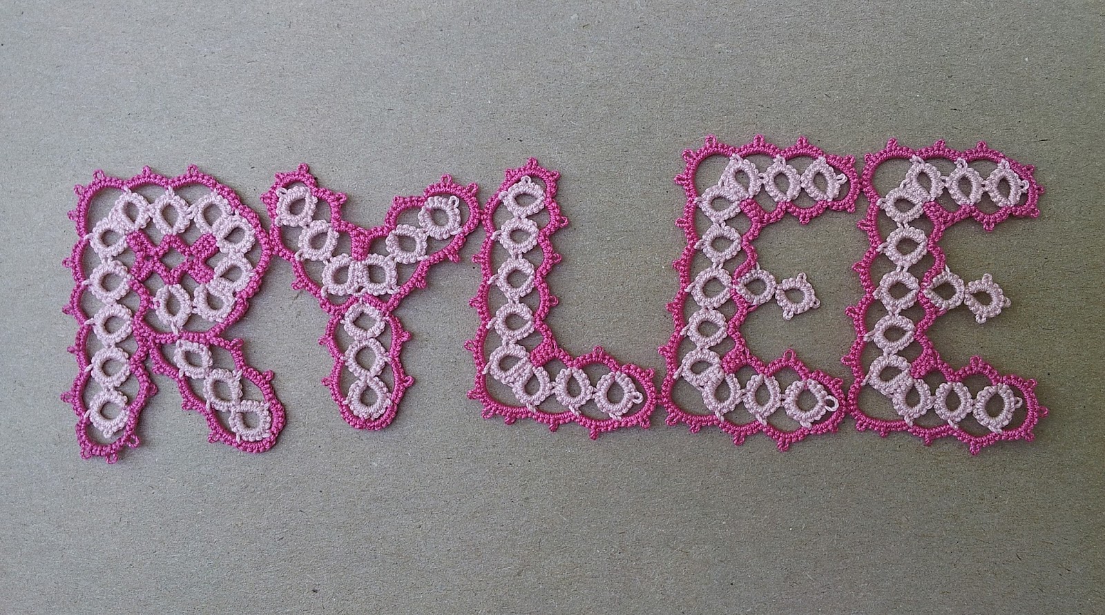 Tatting Between Words Tatting fun and some knitting finally done!