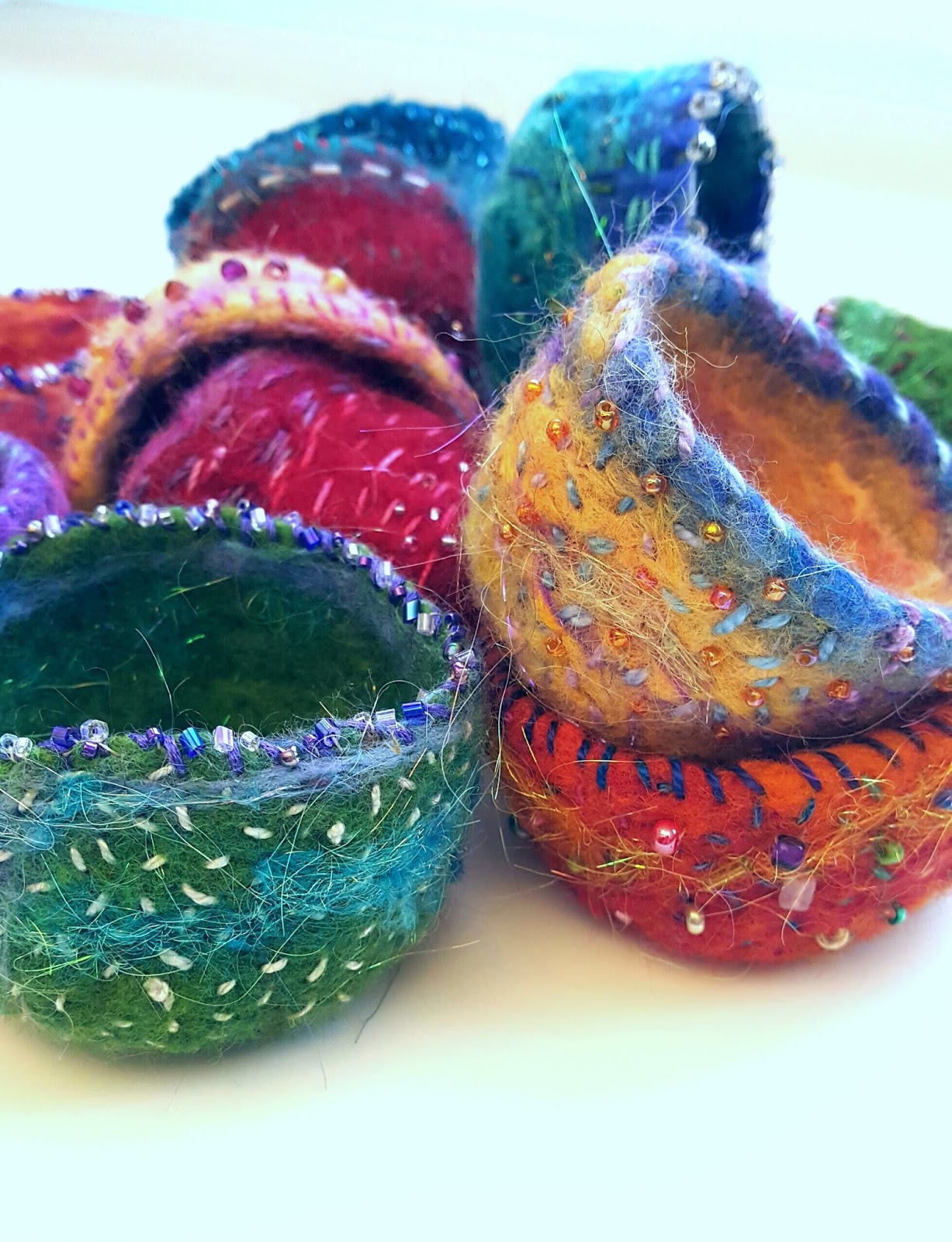 Kelli Nina Perkins Felty Holiday Bowls