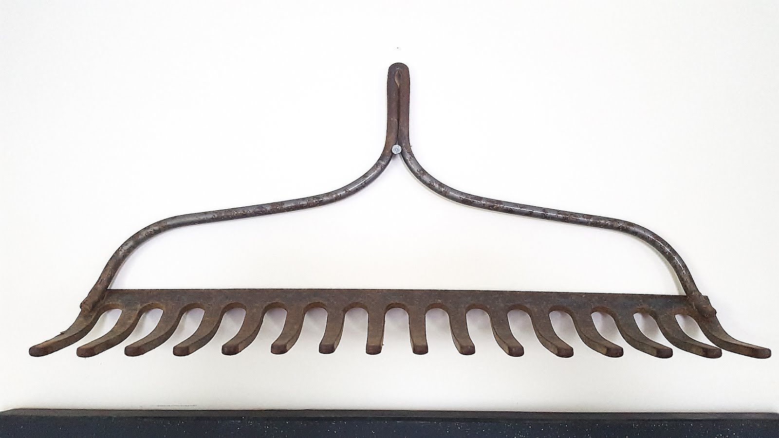 CraftyBridge Rake Hooks