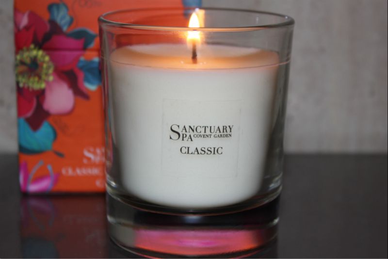 Sanctuary Spa Classic Fragranced Candle Review The Sunday Girl