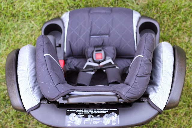 Mom Mart: Feeling Safe and Secure with the Britax Pinnacle 90 Car Seat