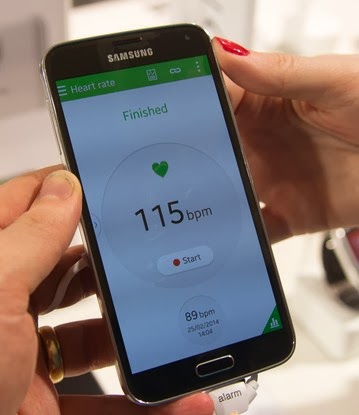 نقره لتكبير أو تصغير الصورة ونقرتين لعرض الصورة في صفحة مستقلة بحجمها الطبيعي