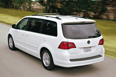 Volkswagen Routan Car Wallpaper