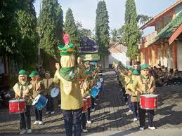 Drumb Band SMP Muh. Semin