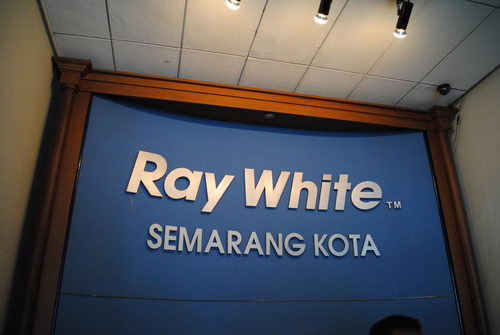 Ray White Semarang Kota
