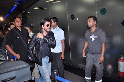 Shahrukh Khan snapped at International Airport photos