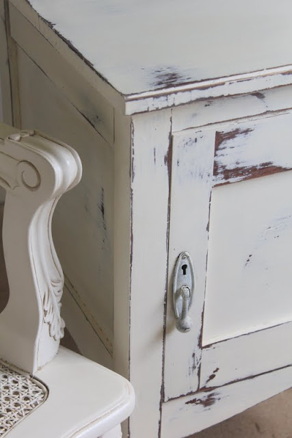 Lilyfield Life painted furniture shabby chippy vintage cabinet