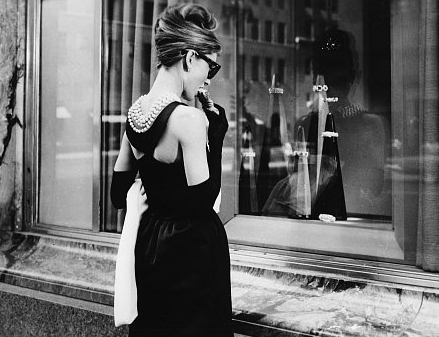 The History of the Little Black Dress, Style