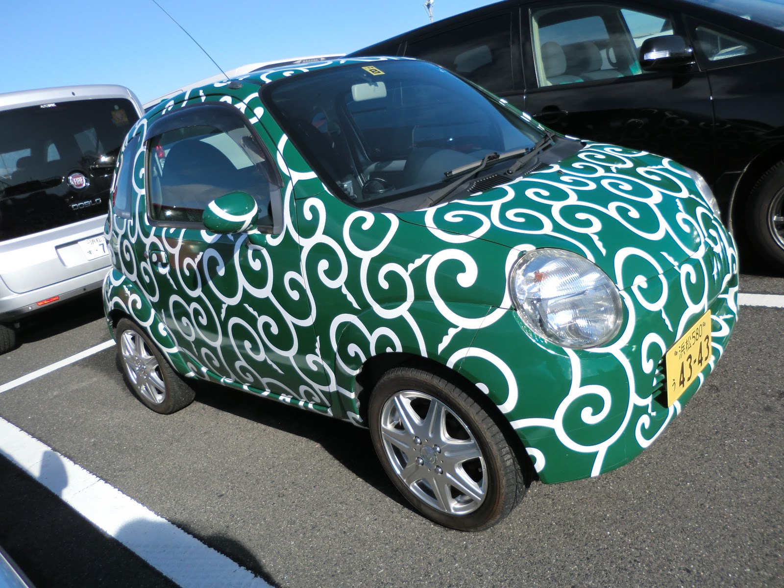 京ちゃんのお昼寝日記 凄い車