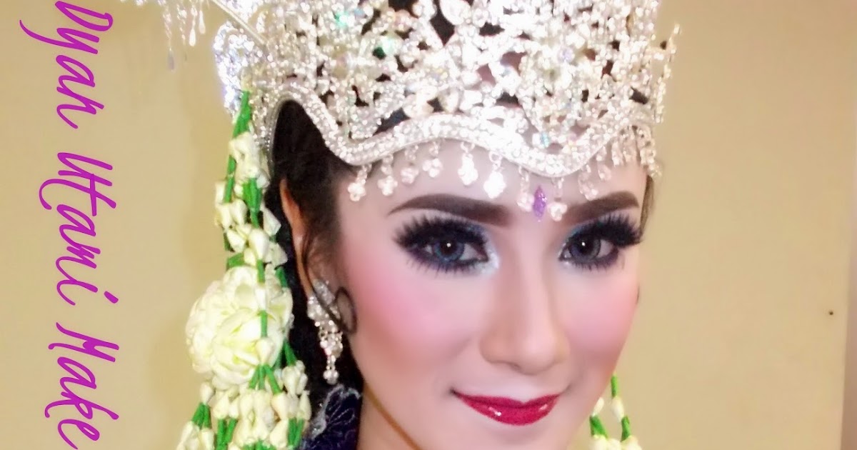 gaun pengantin sunda siger asimetris