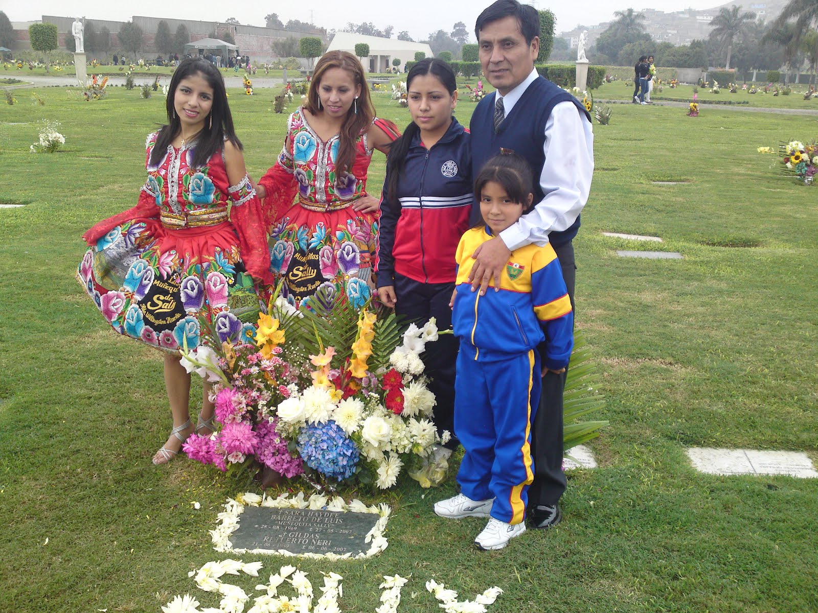 ESPECTACULOS DEL PERU 2017 PARA TODO EL MUNDO LAS MUÑEQUITAS DE SALLY