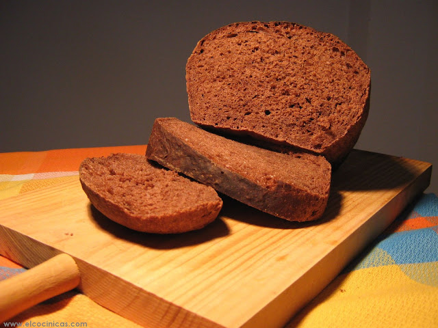 Pan de chocolate casero