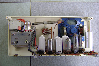 Sears Silvertone Model2021 tube radio ( Used ) Sold Sears+radio+inside