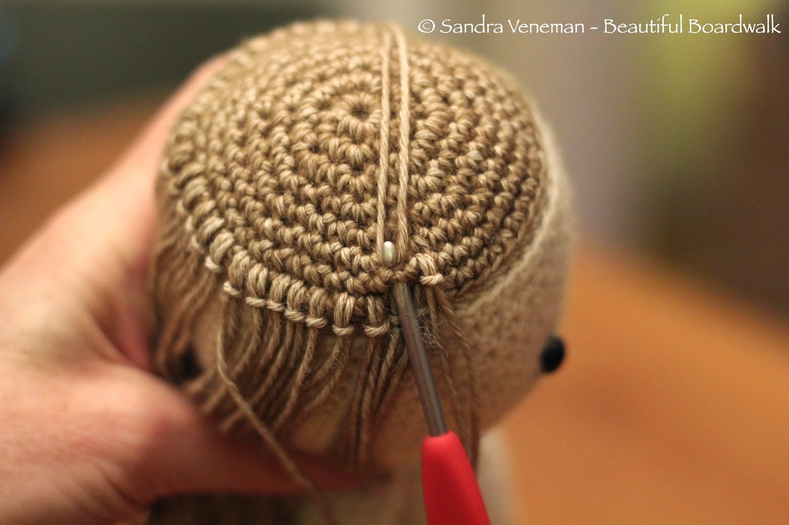 Beautiful Boardwalk Crochet doll hair Haartjes voor Poppemieke