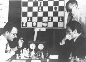 Partida de ajedrez Vallés – Lupi Partida Vallés – Lupi en el IV Torneo Internacional de Ajedrez de Sabadell 1945