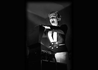 kiss me deadly kiss me deadly