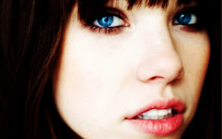 Carly Rae Jepsen Face Close Up Blue Eyes HD Wallpaper