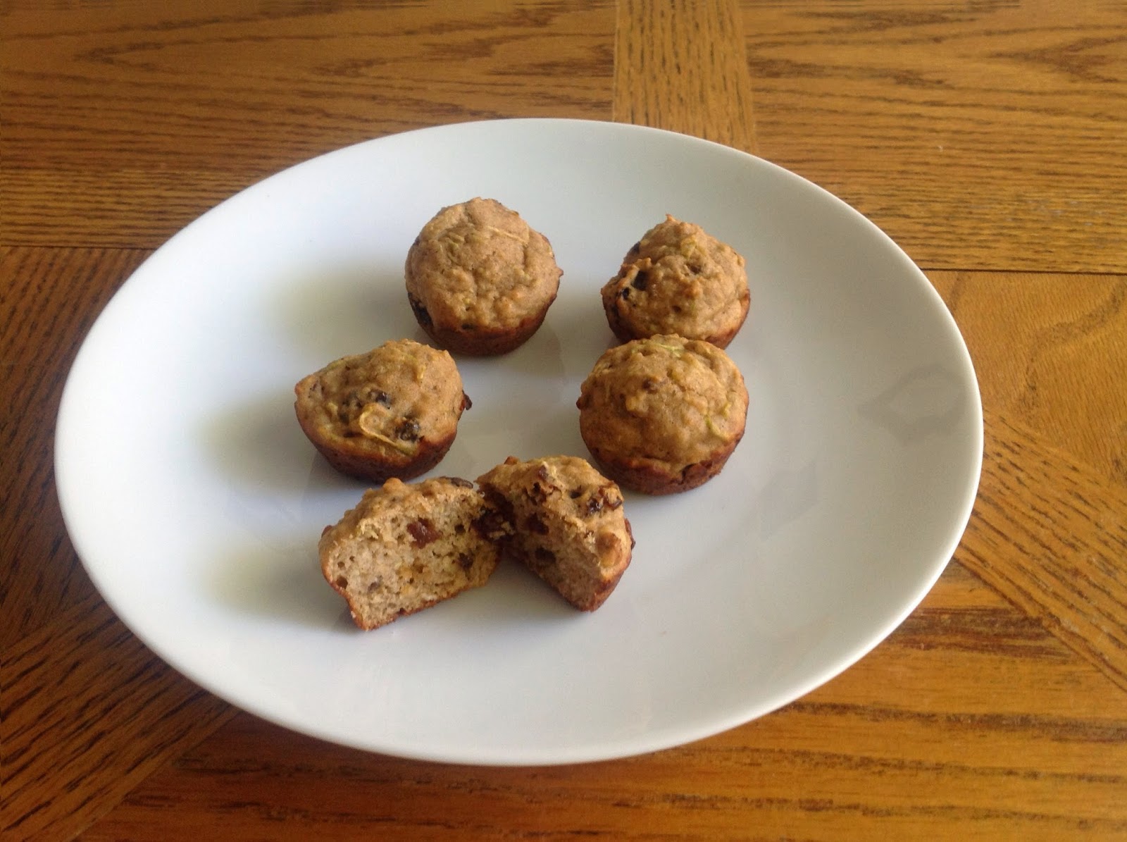 Zucchini muffins with raisins