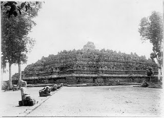 borobudur7 Foto Candi Borobudur saat Pertama Kali Ditemukan