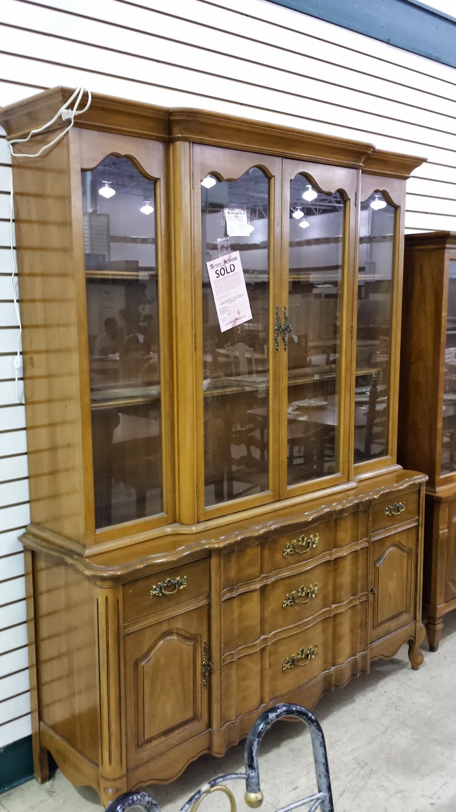 Before and After China Rescue. Restore. Redecorate.