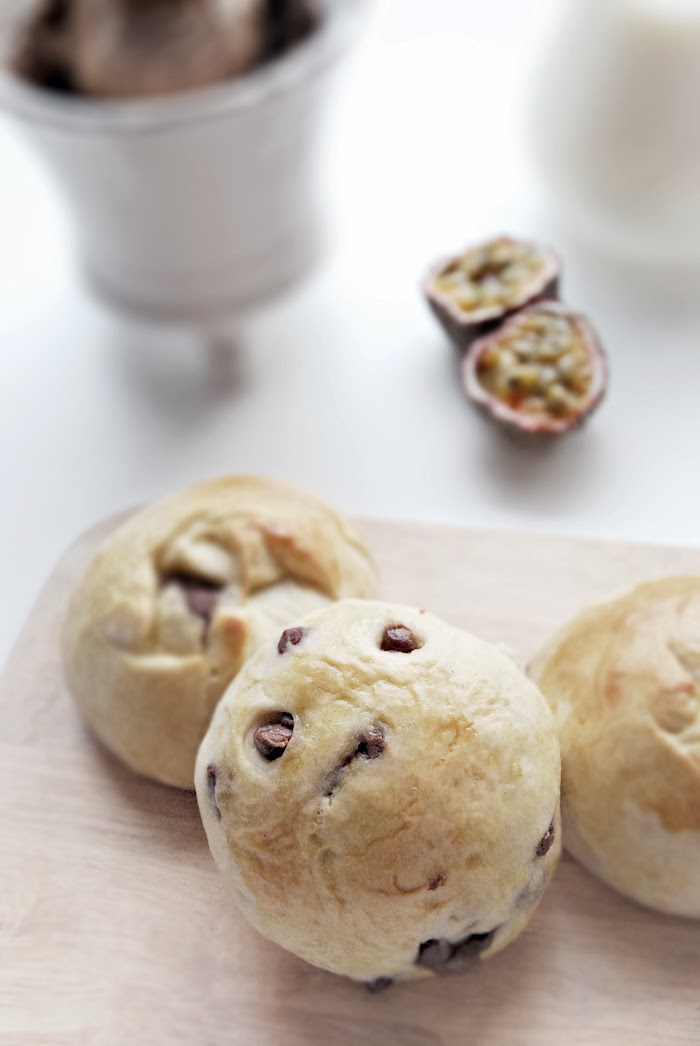 Chocolate filled Sweet Buns Only Deco Love