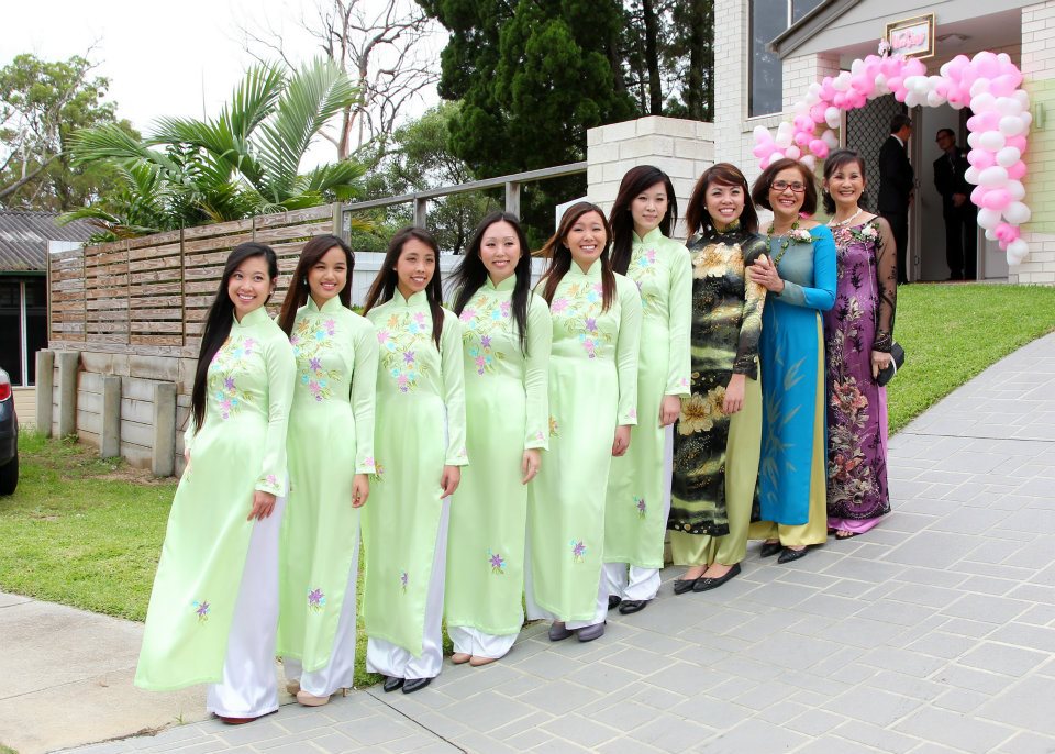 ao dai bridesmaid