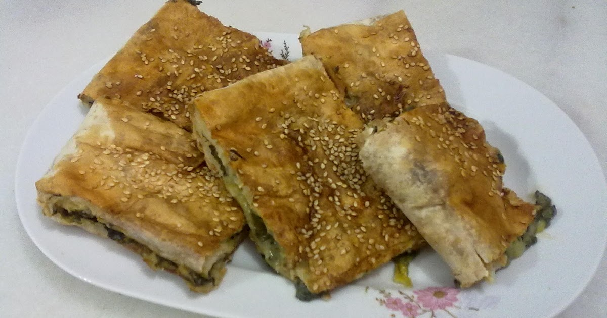 CAFEMUSS Beşamel soslu ıspanaklı börek