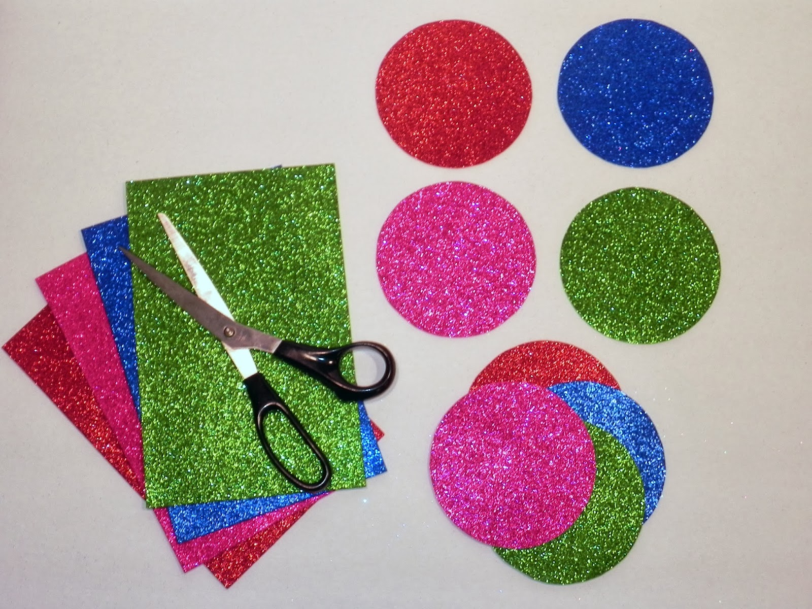 Smart n Snazzy DIY Glitter Coasters