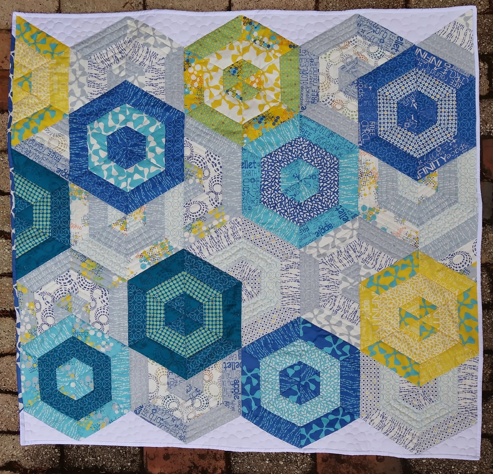 Quilt Inspiration: Free pattern day: Baby quilts ! (part 1)