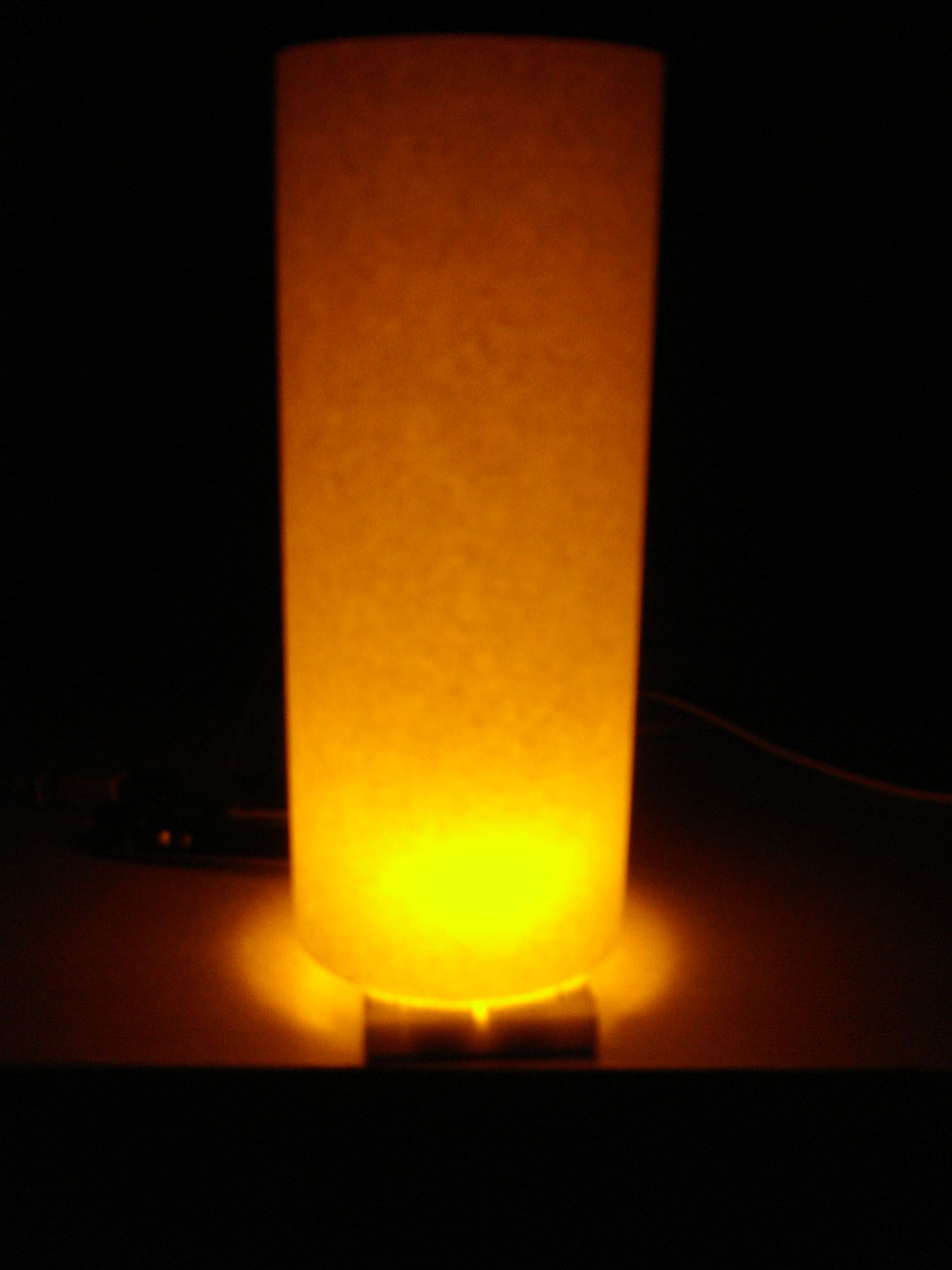 .ledhacker LED Candle Light Flicker with Arduino