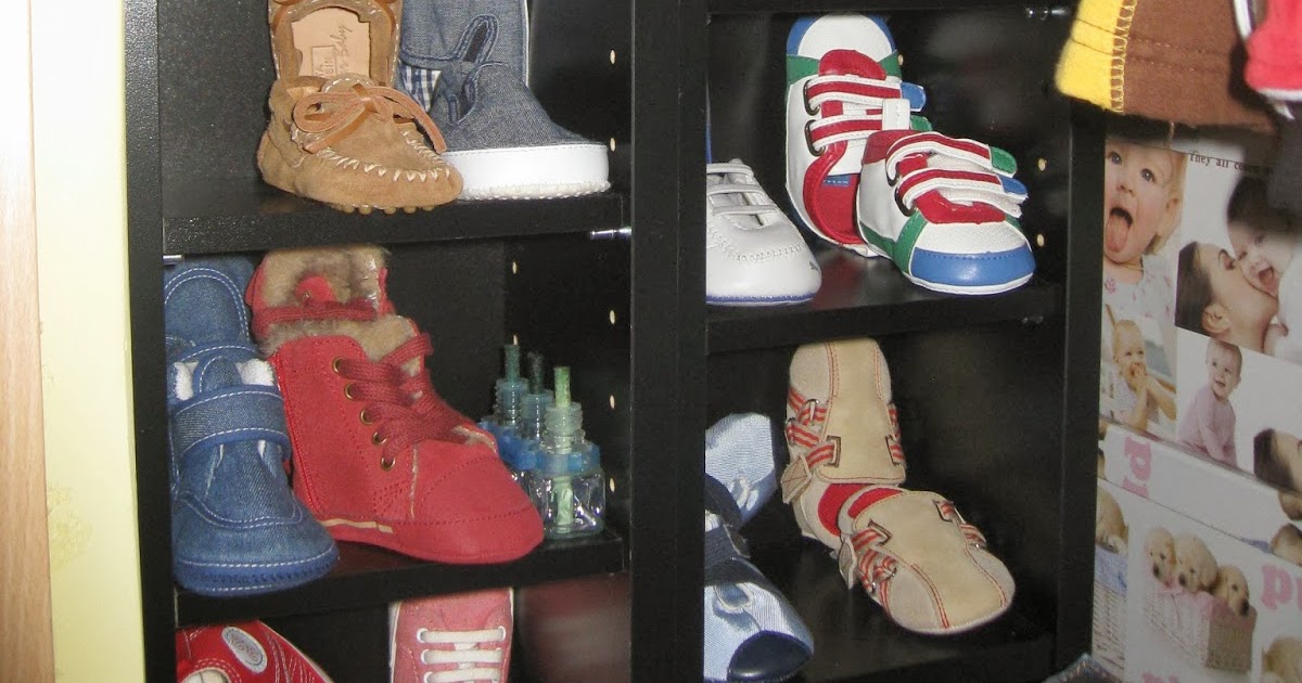 Un zapatero doble hecho con una torre BENNO MI LLAVE ALLEN Un zapatero doble hecho con una torre BENNO MI LLAVE ALLEN