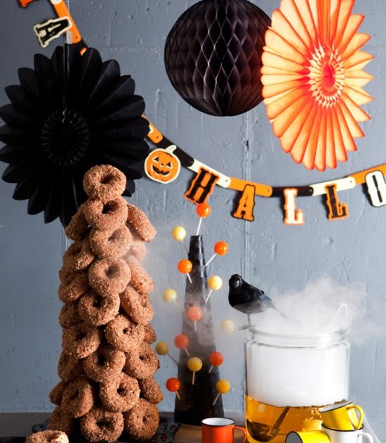 Kara's Party Ideas | Kids Birthday Party Themes: Classroom Halloween Party
