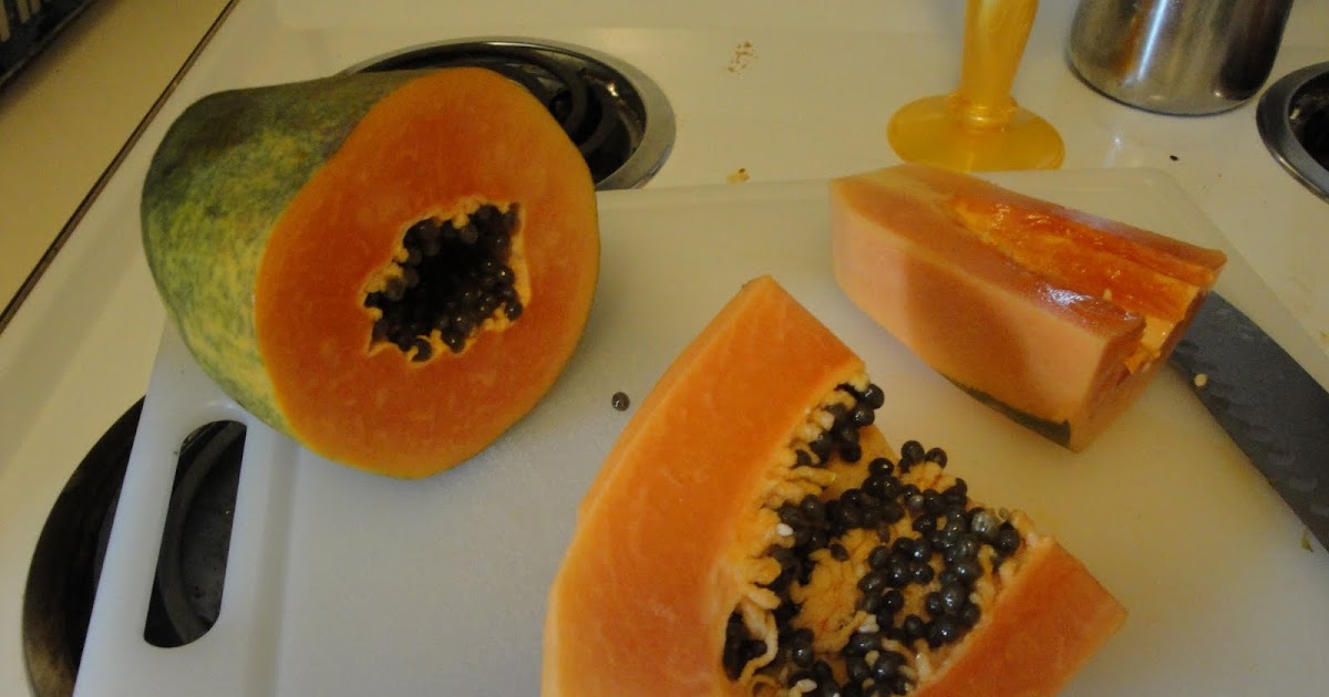 SuperFOOD Me PineapplePapaya Green Smoothie