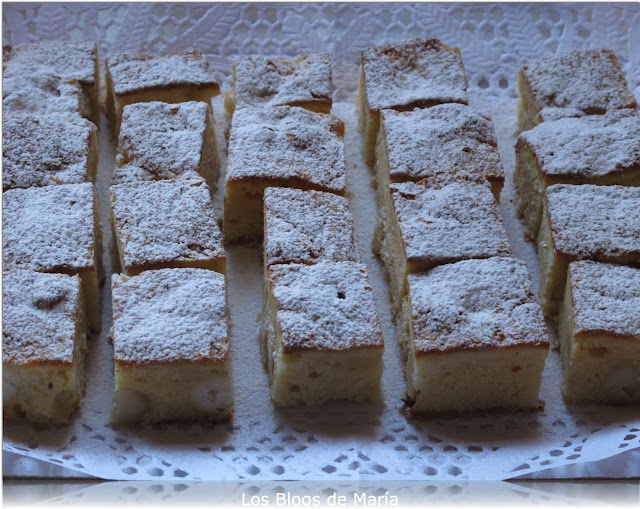 Brownie blanco con nueces de macadamia