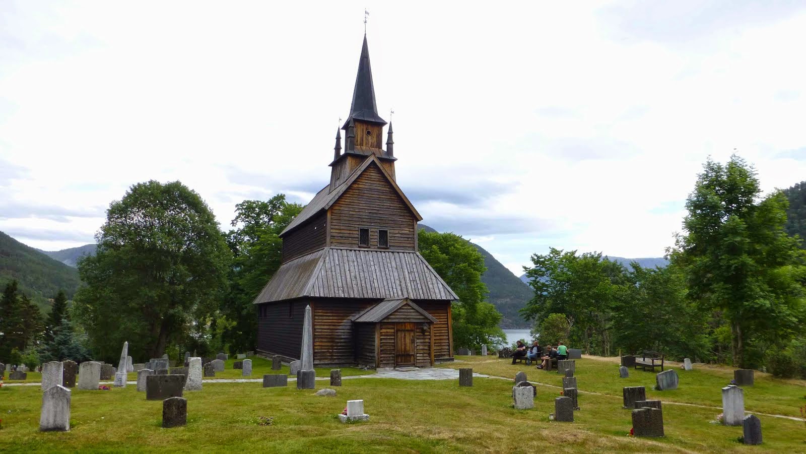 Église en bois debout de Kaupanger