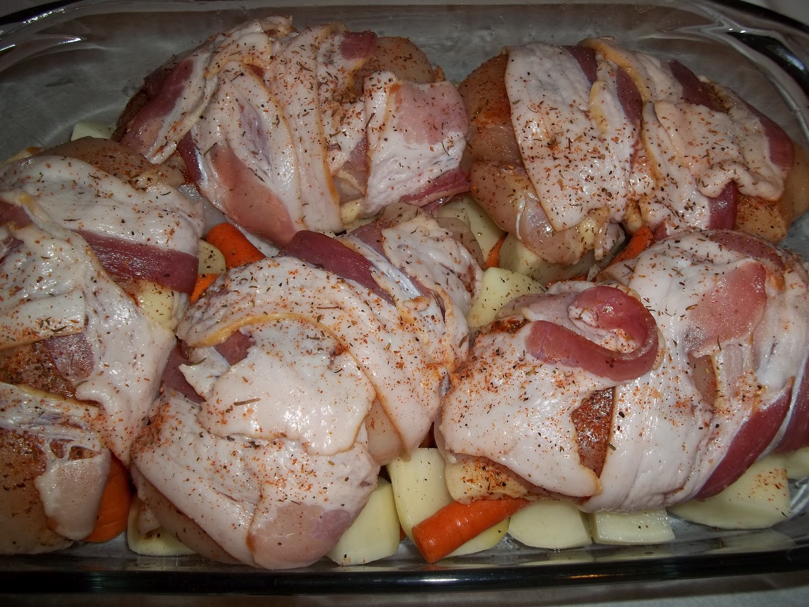FoodThoughtsOfaChefWannabe: Bacon Wrapped Roasted Chicken