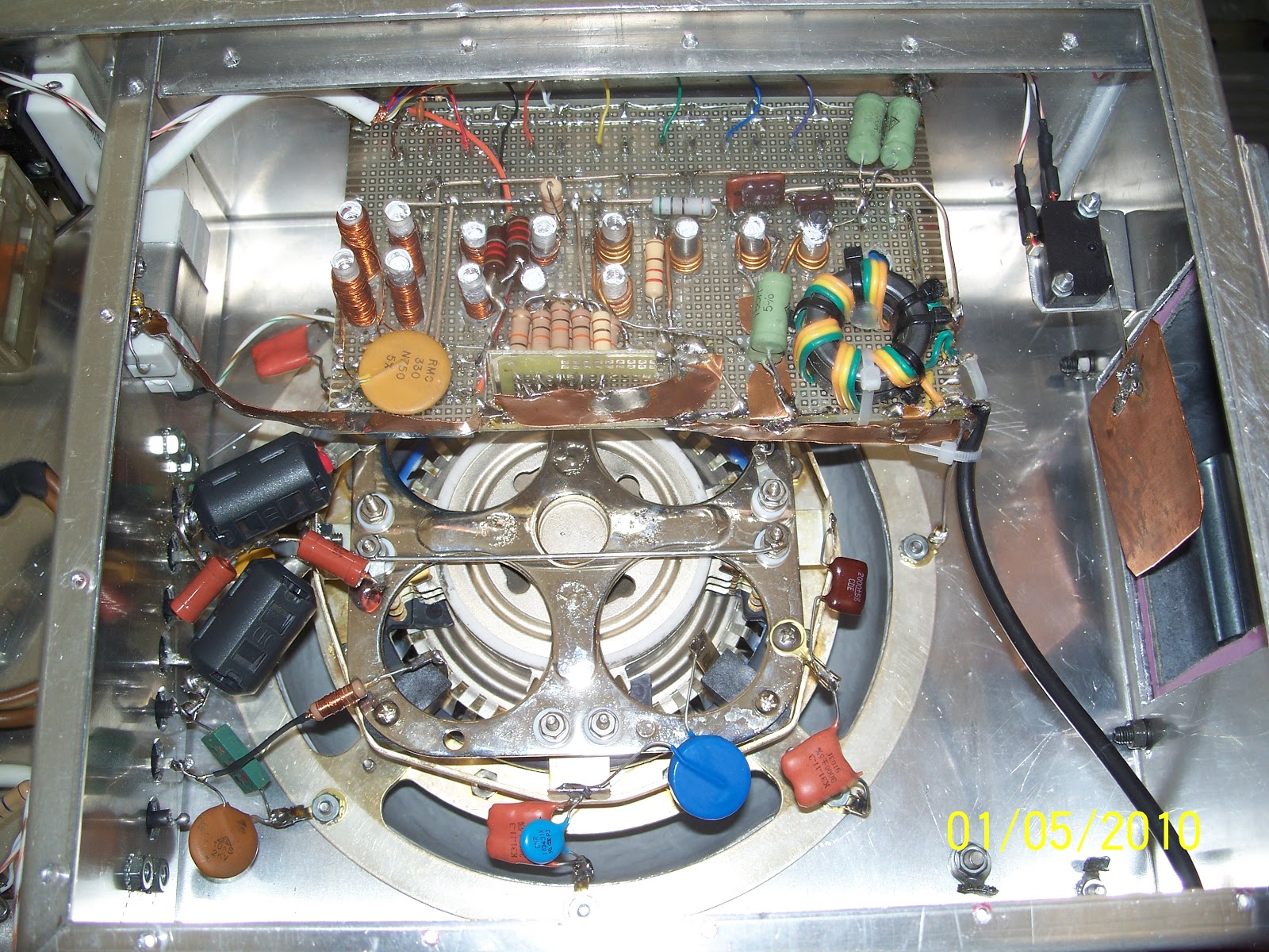 SV1BFW An early 6 KW HF Linear Amplifier with 4CX3000