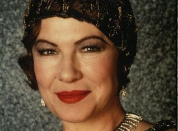 Dianne Wiest Wallpapers pictures and photos ~ All celebrities Wallpaper