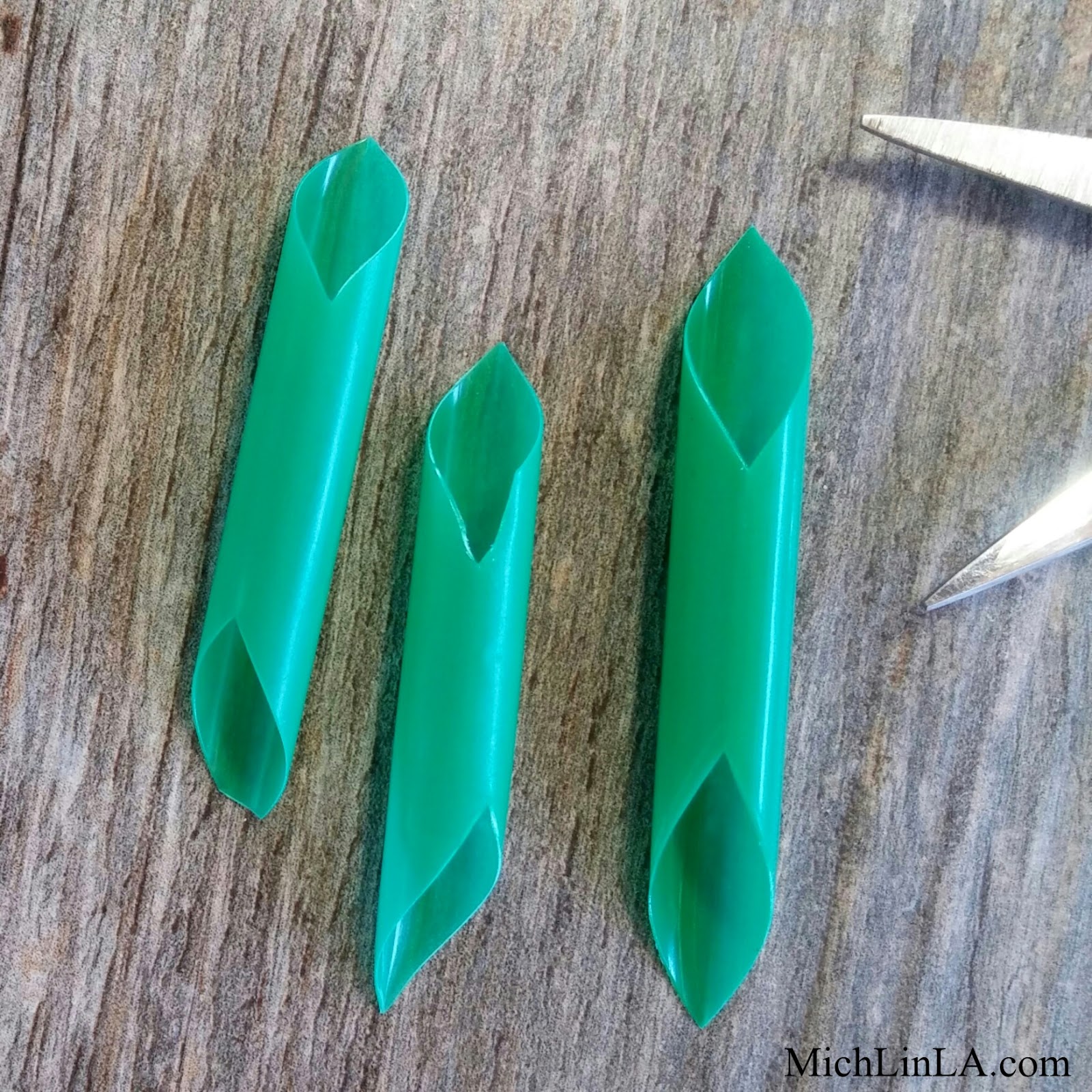 Mich L. in L.A. More Upcycled Drinking Straw Jewelry Make A Posy Necklace