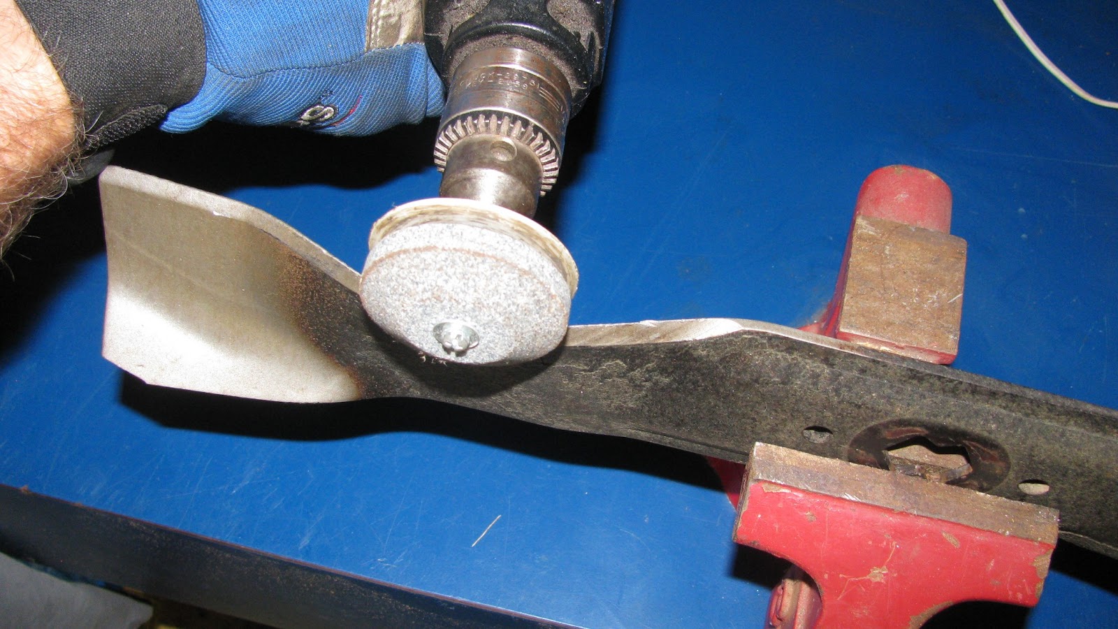 The Original Mechanic MTD riding mower blade removal, sharpening and