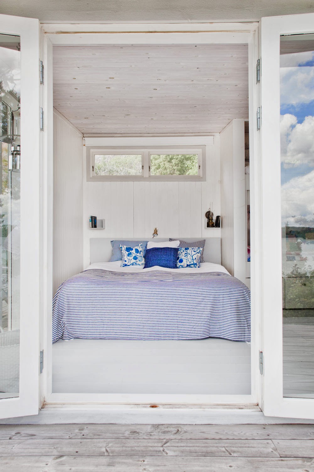 Stockholm vitt interior design: july 2014