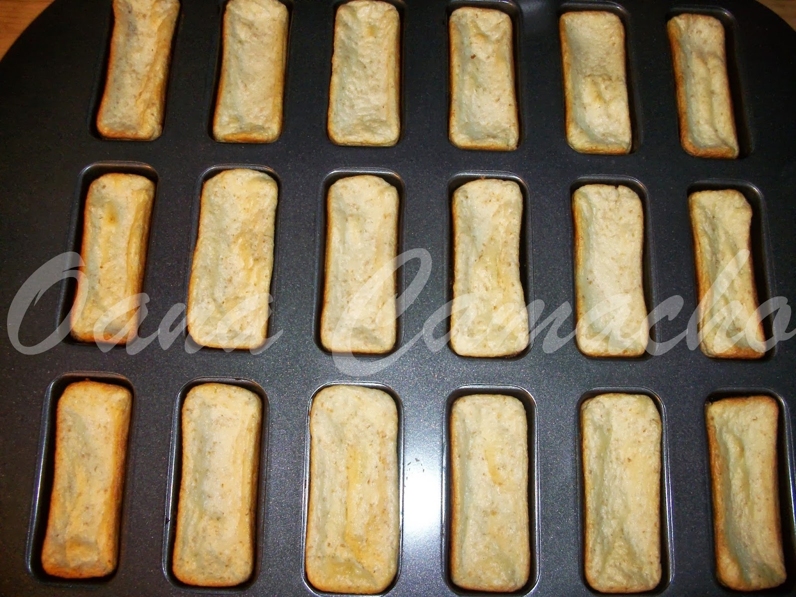 Cooking with love ! PISCOTURI (LADY FINGERS)