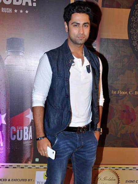 Is ankit gera dating roopal tyagi