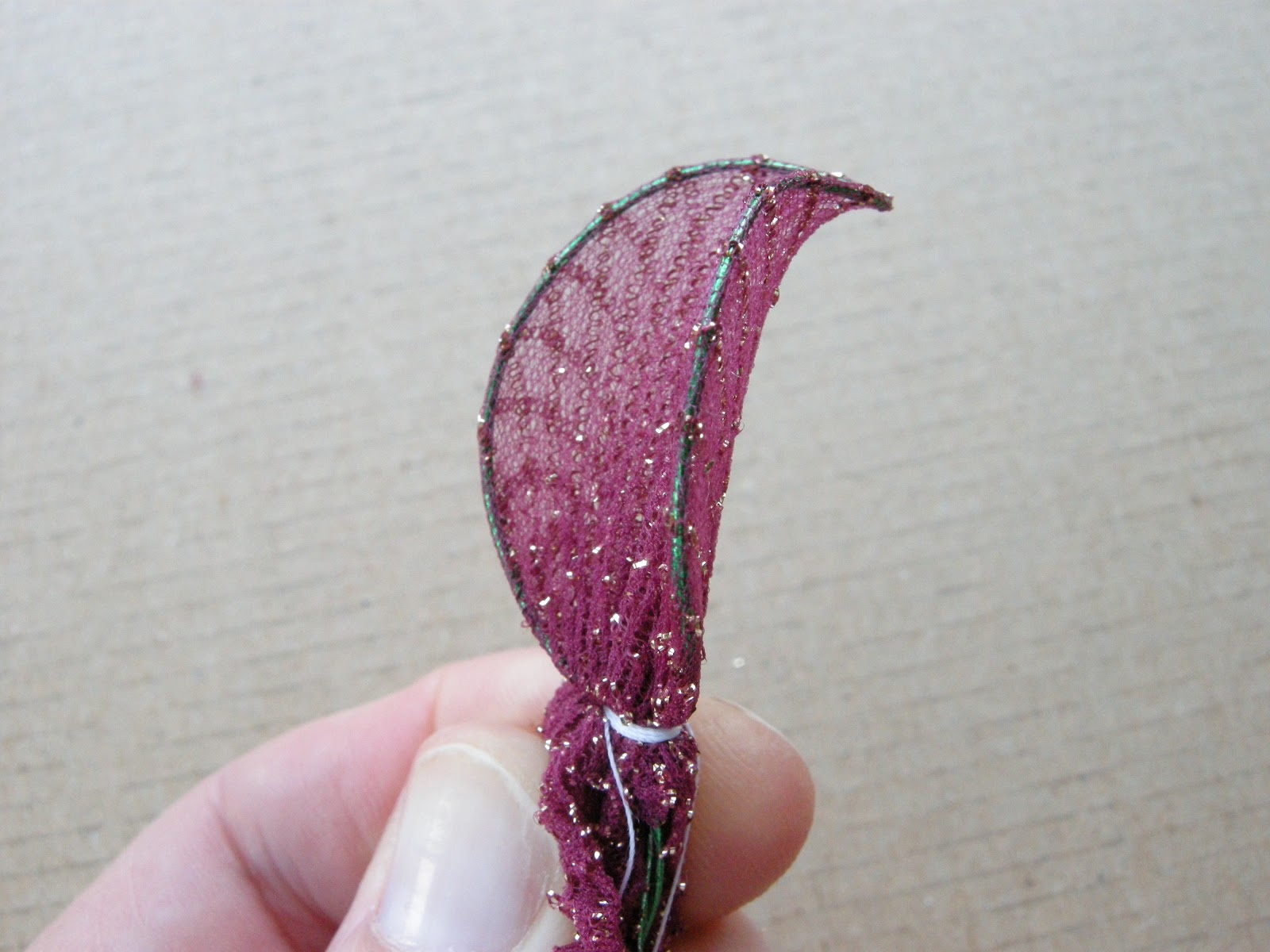 Queenie's Needlework Mesh Craft