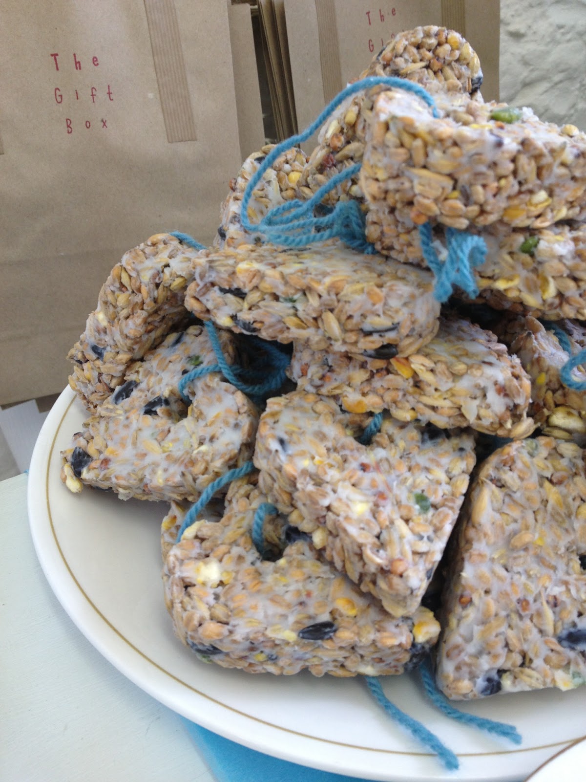 Quirky Boots Bird Seed Favours